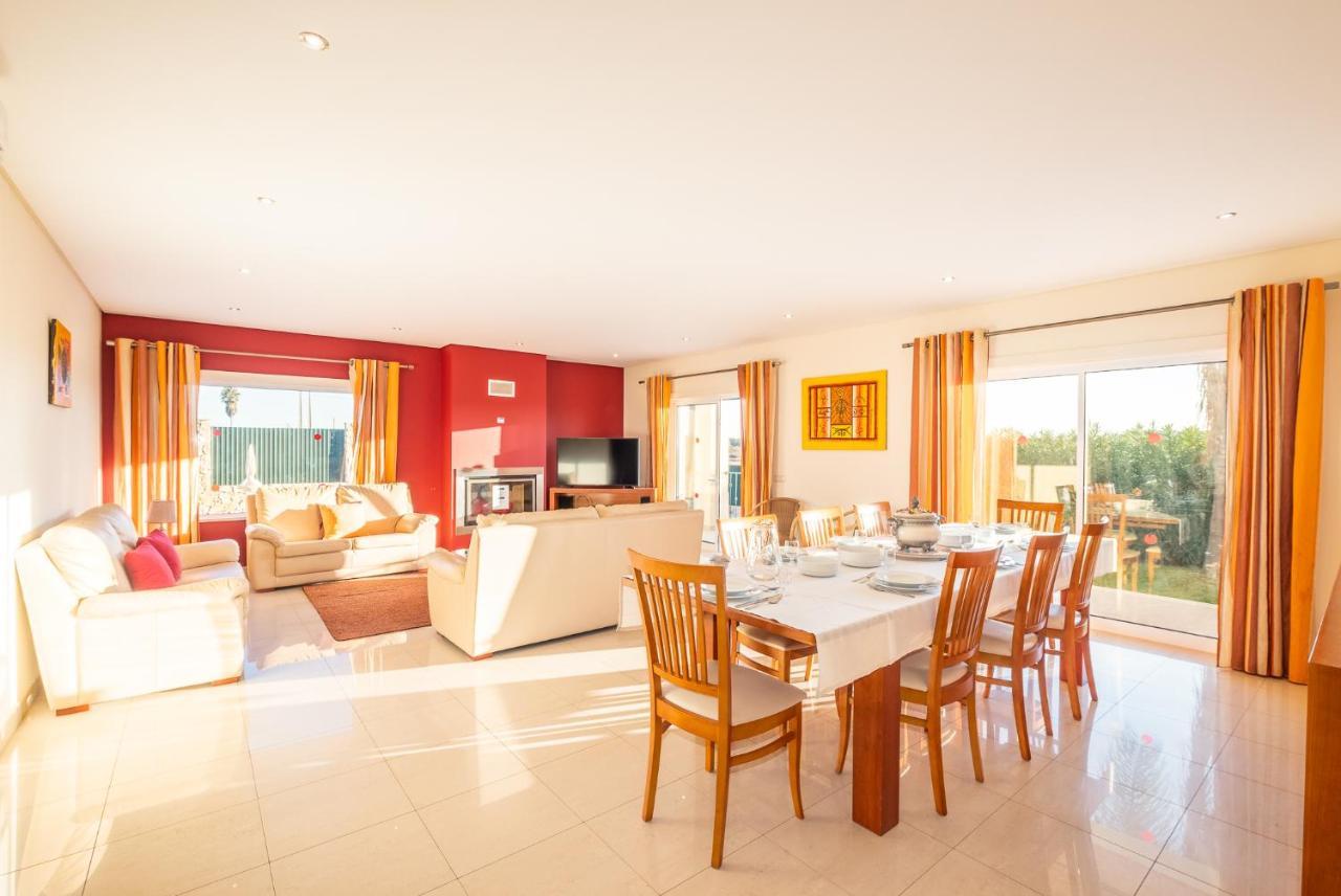 Villa Cordeiro - Heated Pool - Free Wi-Fi - Air Con Guia  Exterior foto