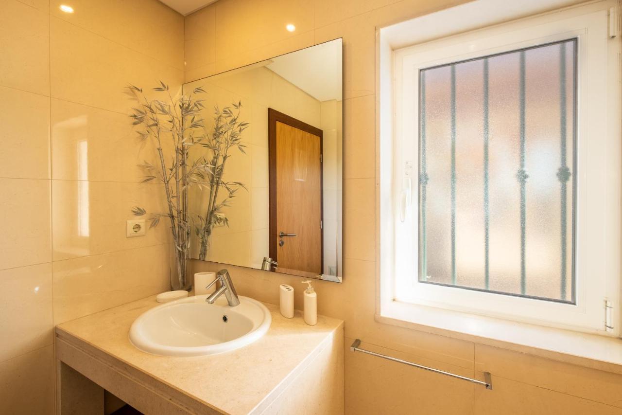Villa Cordeiro - Heated Pool - Free Wi-Fi - Air Con Guia  Exterior foto